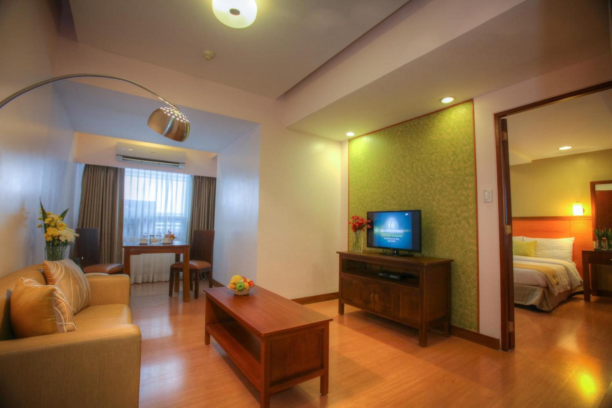 The Malayan Plaza 3*
