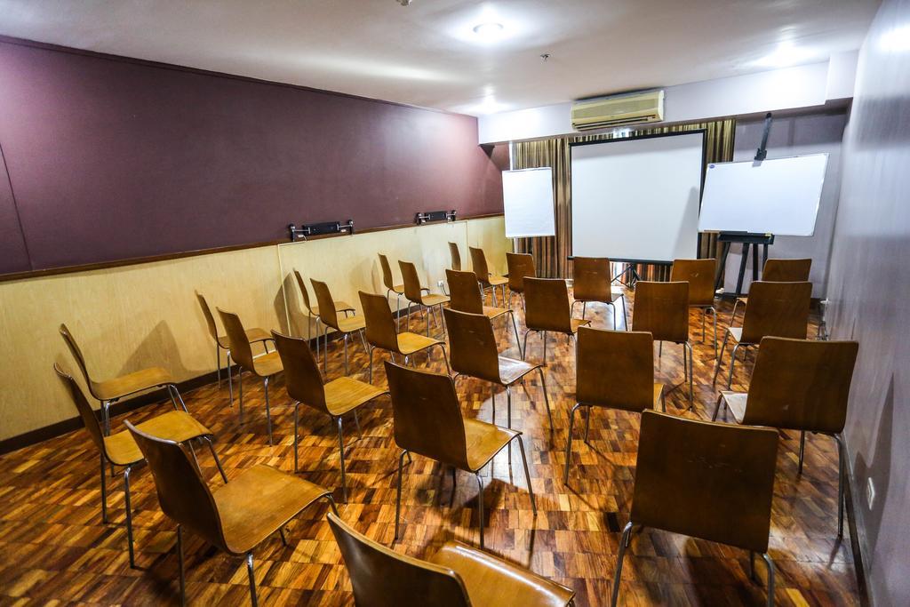 Aparthotel The Malayan Plaza Pasig City