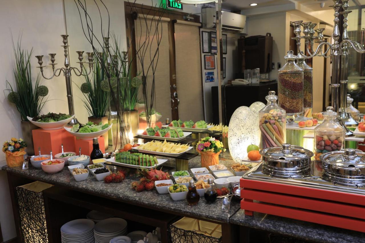 Aparthotel The Malayan Plaza 3*