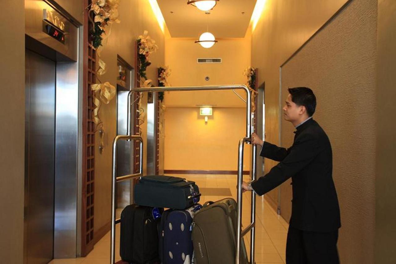 The Malayan Plaza Aparthotel 3*